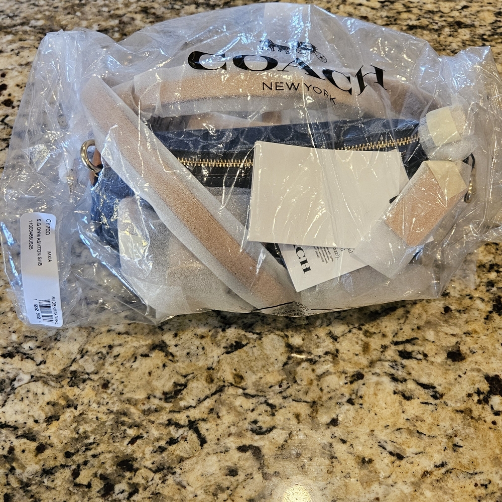 Coach Ashton Bag In Signature Denim CY700 NWT